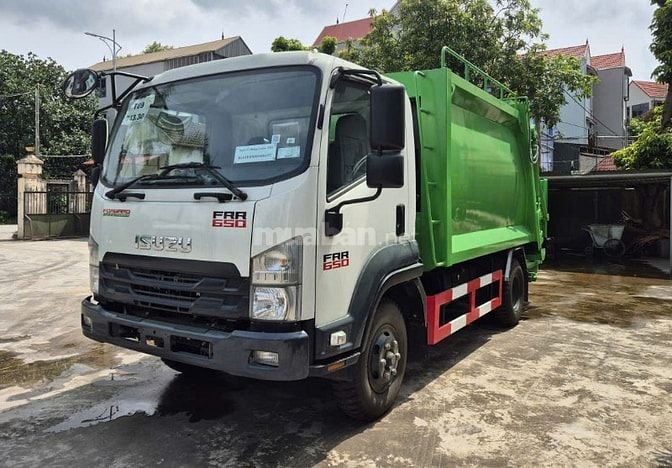 Xe cuốn ép chở rác Isuzu 9 khối 