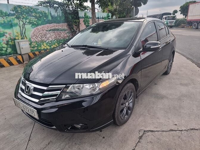 Cần bán xe gia đình