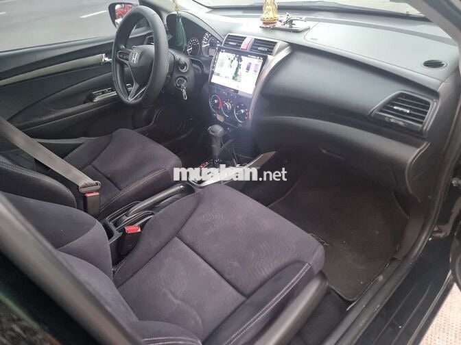 Cần bán xe gia đình