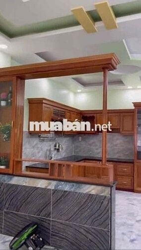 chủ cho thuê nhà có máy lạnh sẵn 4p ngủ nc sạch hẻm thông nhà đẹp sạch