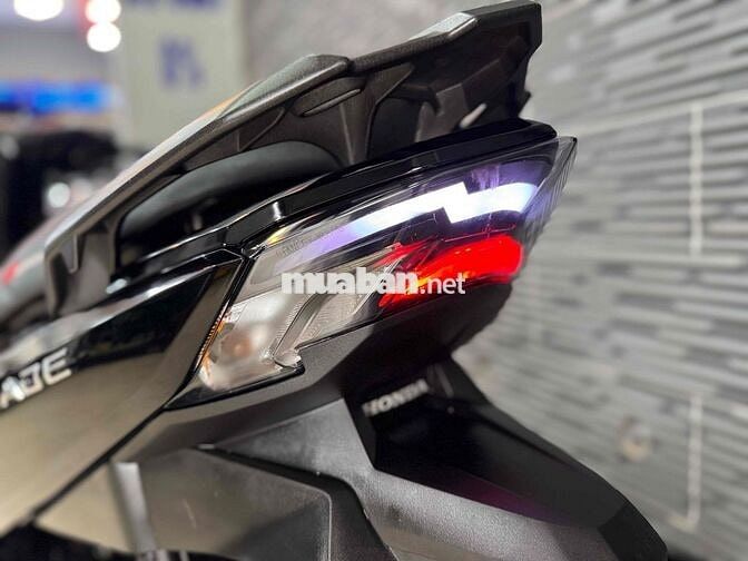 Honda AB 160 2024 Đen bóng kiễng Bstp