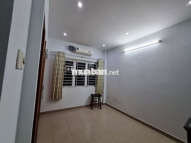 Phòng trọ 23m2 Lâm Văn Bền Q7 có máy lạnh với nhiều tiện ích miễn phí