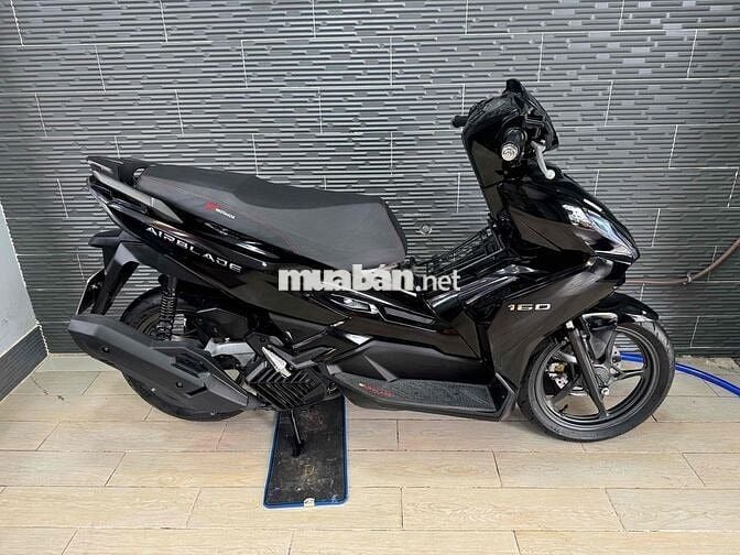 Honda AB 160 2024 Đen bóng kiễng Bstp