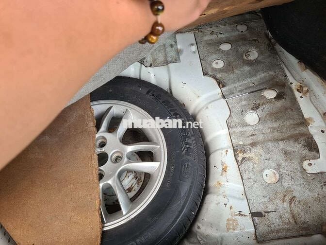 Ford laser 2004 9 chủ ký giấy gl lanos nubira