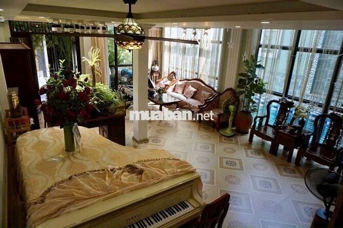 CHO THUÊ BIỆT THỰ NGUYỄN TRỌNG TUYỂN QTB, DT 10.5x16M, 4 TẦNG, 70TR