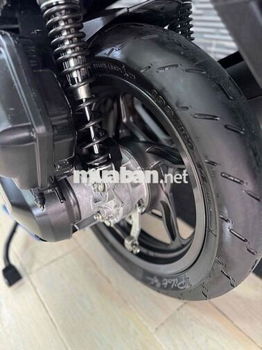 Honda AB 160 2024 Đen bóng kiễng Bstp