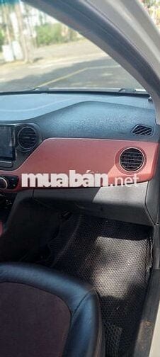 Huyndai Grand I10 2015 AT bản full - 90000 km