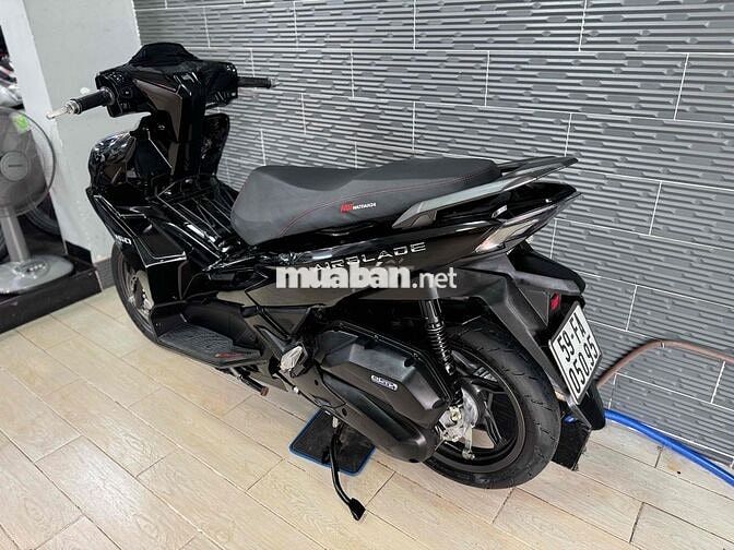 Honda AB 160 2024 Đen bóng kiễng Bstp