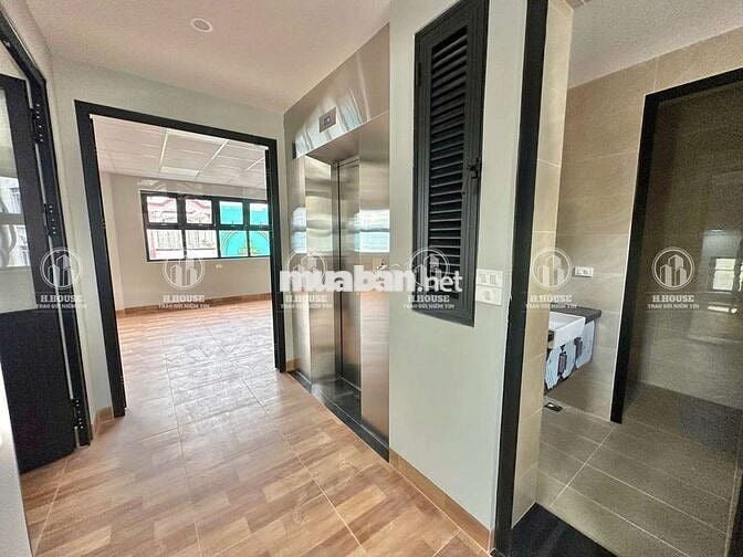 CHO THUÊ TÒA NHÀ VP MỚI 100%  ĐƯỜNG THÀNH THÁI P14, Q10,TP.HCM