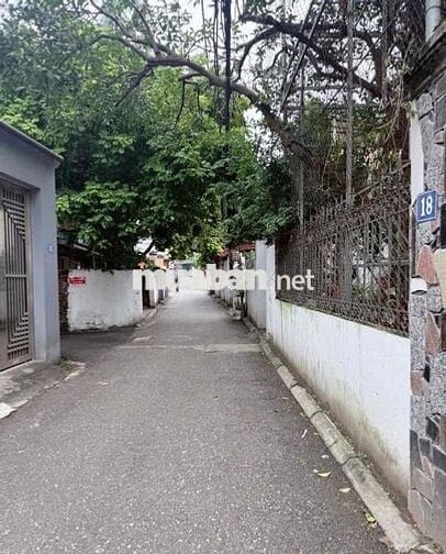 Đất sổ đỏ 60m2 đường Phúc Lợi giá 7.8 tỷ, ô tô ngủ trong đất