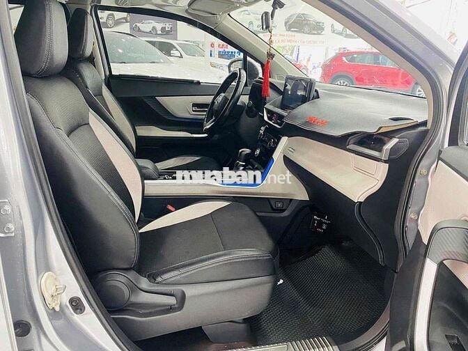 Toyota Veloz 1.5CVT  sx2023 một chủ  mua từ mới