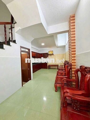 CHO THUE NHÀ HXH 3PN 4WC MỚI KEN NGUYỄN VĂN KHỐI P11