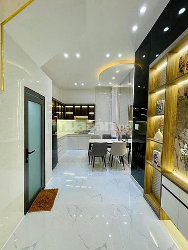 Bán nhà giá mềm Hoàng Hoa Thám, P6, Bình Thạnh, 1 trệt 2 lầu, sổ riêng