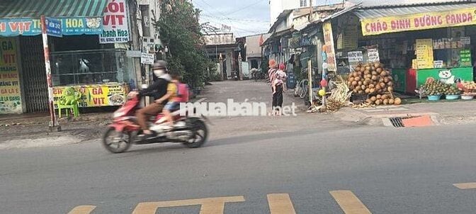 Gấp bán nhà cấp 4 Dĩ An, 5x20m chỉ 2 ti 950, đường Lý Thường Kiệt 15m