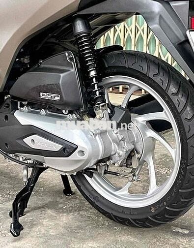 Honda Vision 2023 bao kí giấy