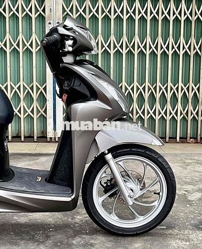 Honda Vision 2023 bao kí giấy