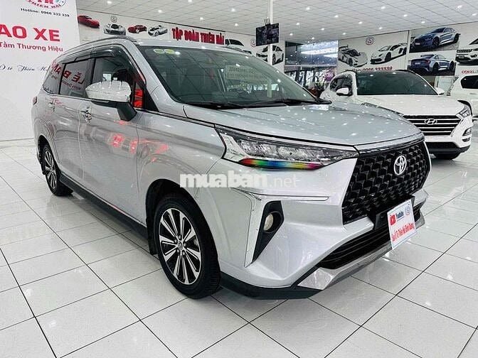 Toyota Veloz 1.5CVT  sx2023 một chủ  mua từ mới