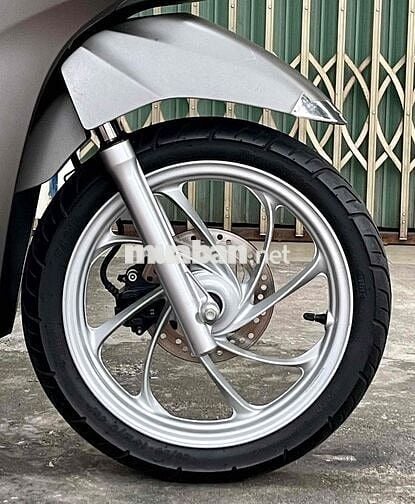 Honda Vision 2023 bao kí giấy