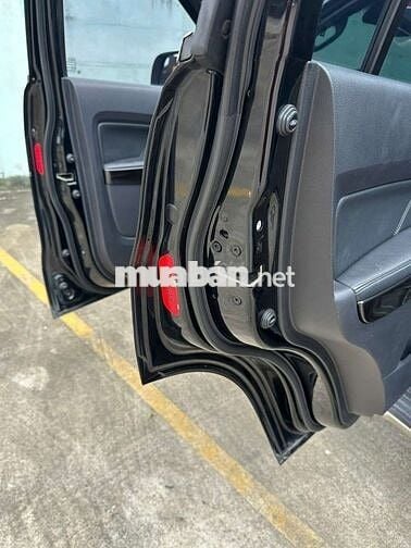 2019 Titanium 2.0L AT 4WD - 10 vạn