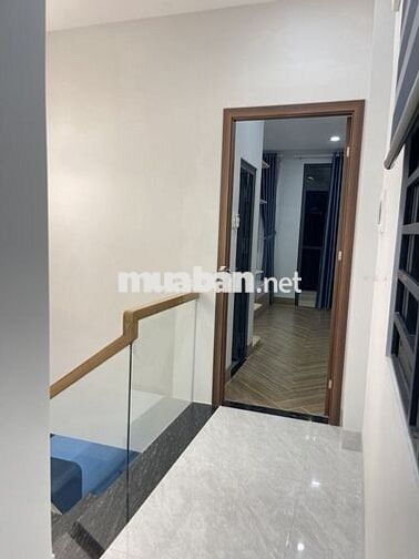 Nhà đẹp, xây 4 tầng, 4x21m. KĐT Bcons City/  Sổ hồng sang tên ngay.