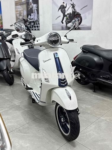 Vespa Primavera Yacht Club 125 ABS iget