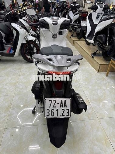 Honda SH 125 CBS 2023 Trắng 10000 km