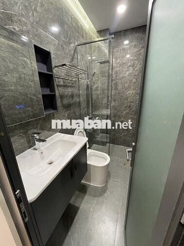 Nhà đẹp, xây 4 tầng, 4x21m. KĐT Bcons City/  Sổ hồng sang tên ngay.