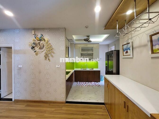 Cho thuê căn cc cao cấp view đẹp 19 Nguyễn Trãi