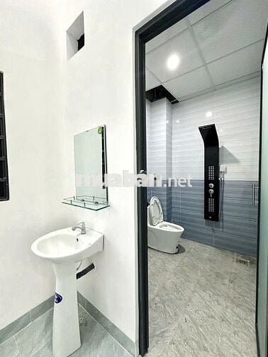 NHÀ ĐẸP ĐÓN TẾT, DỌN VÀO Ở NGAY, ĐƯỜNG RỘNG 8M, SẴN 700 SỠ HỮU NHÀ !!!