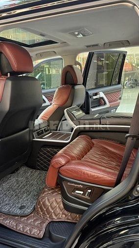 Bán Land Cruiser 4.6V8 4 chỗ siêu VIP, sản xuất 2020. xe cực mới.