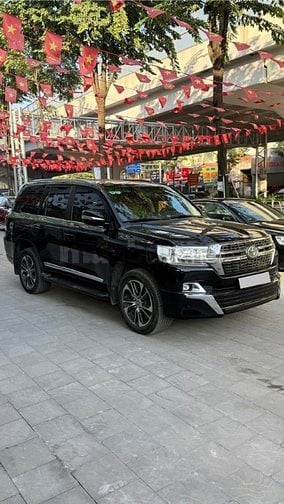 Bán Land Cruiser 4.6V8 4 chỗ siêu VIP, sản xuất 2020. xe cực mới.