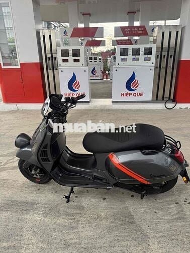 Piaggio Vespa GTV 300 2023 Xám