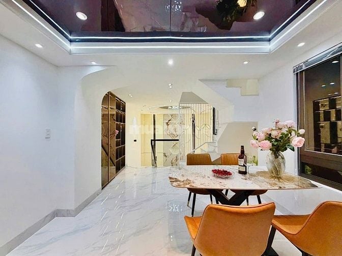 🏡 BÁN NHÀ ĐẸP – TỐNG VĂN TRÂN, P5, Q11