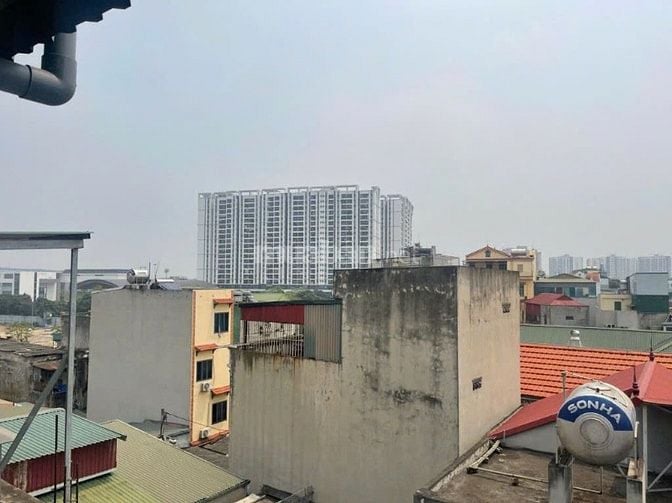 Cho thuê nhà đẹp mới 5 tầng, ô tô vào sát nhà