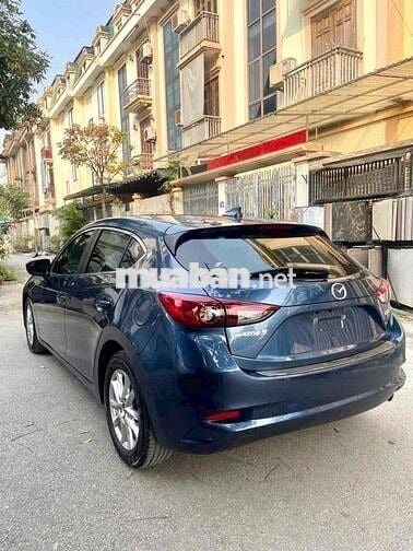 Mazda 3 2018 1.5 AT Xanh 90000 km
