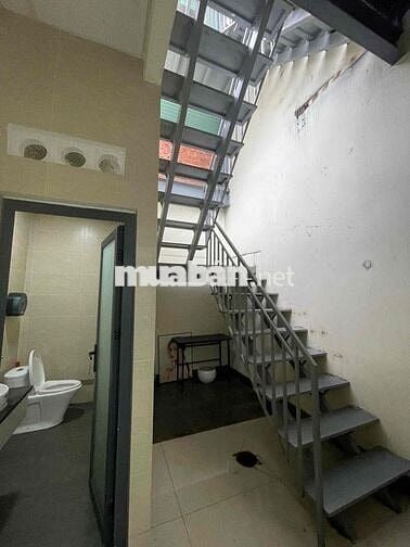 CHO THUÊ TOÀ BUILDING NGUYỄN VĂN THỦ Q1