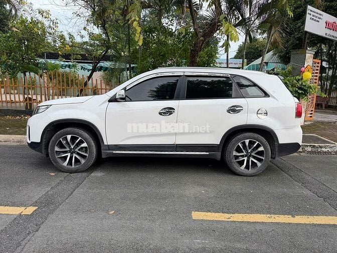 Kia Sorento 2019 Trắng 7 chỗ GAT