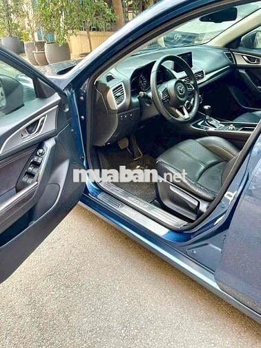 Mazda 3 2018 1.5 AT Xanh 90000 km