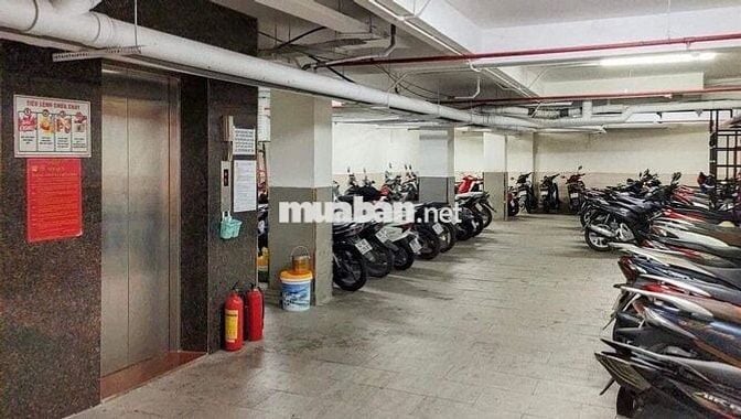 KÝ TÚC XÁ NỮ - Đ. NGUYỄN HUỆ - NK KHỞI NGHĨA - CHÍNH CHỦ 100% - Q1