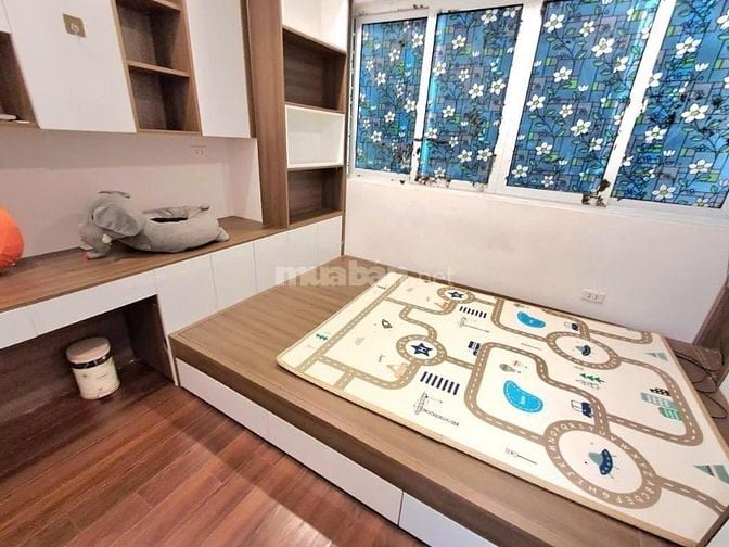 Nhỉnh 6Tỷ-Nhà Phố Bạch Mai-Ngõ Rộng-Gần ÔTÔ-27m2 x 5Tầng (3Ngủ)-Sổ Đỏ 