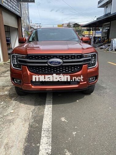 Ford Ranger 2024 XLS 2.0L 4x2 AT - 33000 km