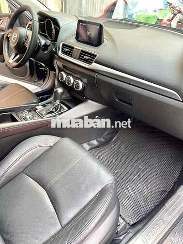 Mazda 3 2018 1.5 AT Xanh 90000 km