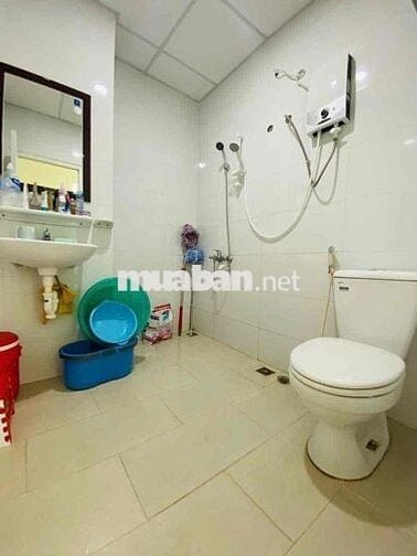 Share phòng trọ có ban công 3.5tr đường Hoà Hưng