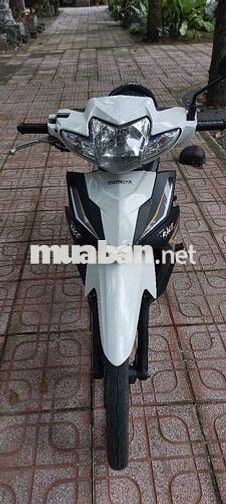 Honda Wave Blade 2017 Trắng đen