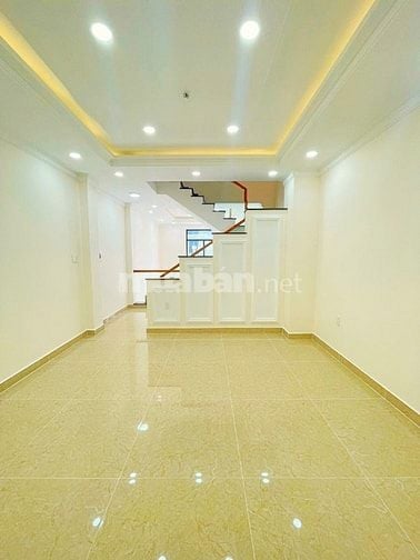 CHO THUÊ NHÀ MỚI NGAY CHỢ ĐẦU MỐI THỦ ĐỨC, CÁCH QL13 50M, CÓ MÁY LẠNH