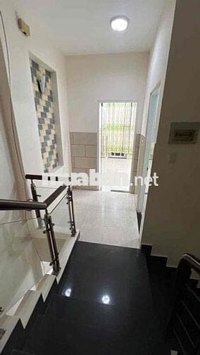 MT cư xá PL D,Q6, 1trệt2lầu,3PN, 4x16, nhà đẹp, trống, 17tr