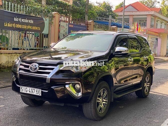 Toyota Fortuner 2017 2.4G 4x2 MT - 90000 km