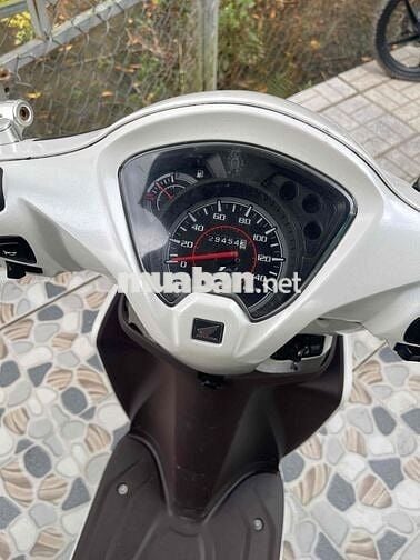 Honda Vision 2017 màu Trắng