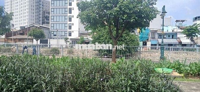 Nhà mặt tiền Q8 -8.2t Miễn tiếp môi giới - Thiện chí mua ở hoặc đầu tư