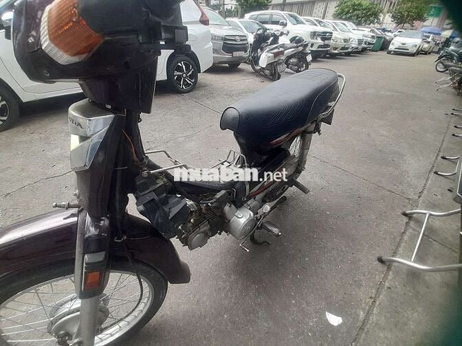 Honda Dream 100 màu Tím